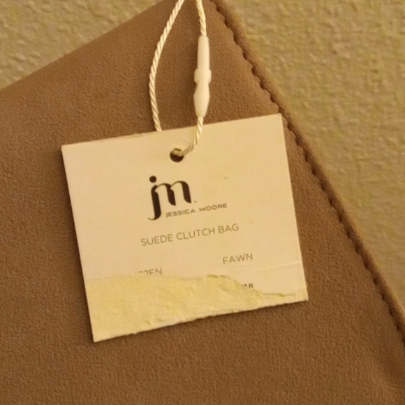 🌴JM Suede Clutch 🌴 - Picture 3 of 4